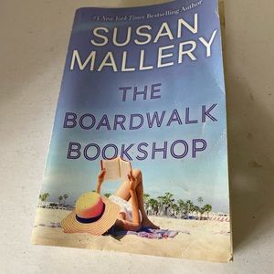 The Boardwalk Bookshop by Susan Mallery (2022, Trade Paperback)